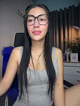 Snapshot of Jasmine_Elcock chatting on 3, 6, 2026 Jasmine Elcock online show from 3, 6, 2026