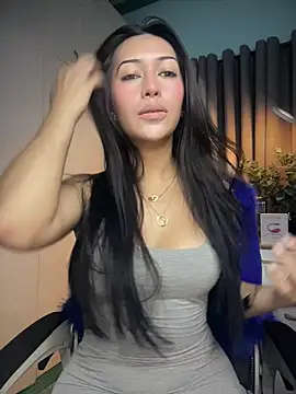 Snapshot of Jasmine_Elcock chatting on 5, 6, 2026 Jasmine Elcock online show from 5, 6, 2026