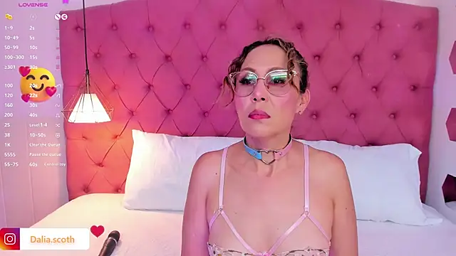 DaliaScoth online show from 13, 2, 2025