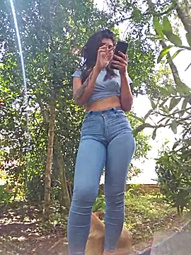 Snapshot of Yuky_ta chatting on 15, 2, 2025 Yuky ta online show from 15, 2, 2025