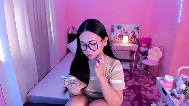 Vivorey Leighn online show from 15, 12, 2024