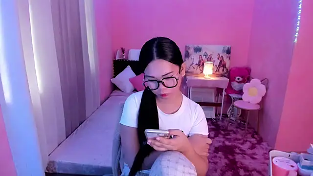 Vivorey Leighn online show from 20, 12, 2024