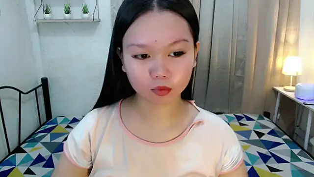 Vivorey Leighn online show from 18, 9, 2025