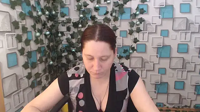 JosieJun  online show from 15, 1, 2025