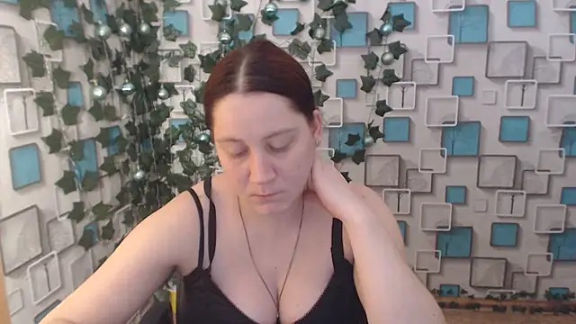 JosieJun  online show from 23, 1, 2025