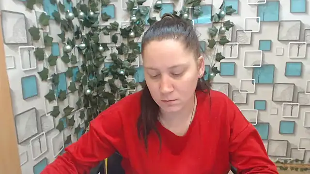 JosieJun  online show from 4, 2, 2025