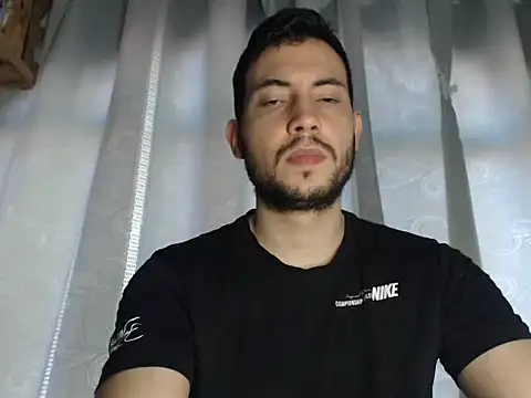 Armando 2002 online show from 23, 1, 2025