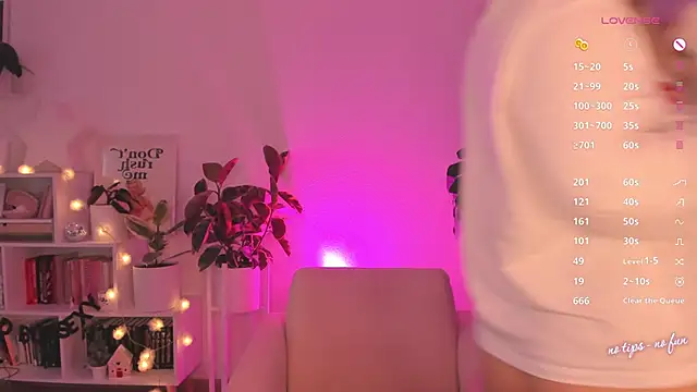 Snapshot of pussy-kattt chatting on 23, 11, 2025 pussy-kattt online show from 23, 11, 2025