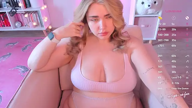 Snapshot of pussy-kattt chatting on 26, 7, 2026 pussy-kattt online show from 26, 7, 2026