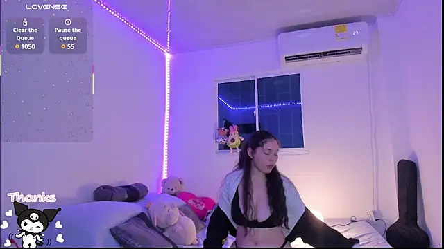 MollyG18 online show from 2, 2, 2025