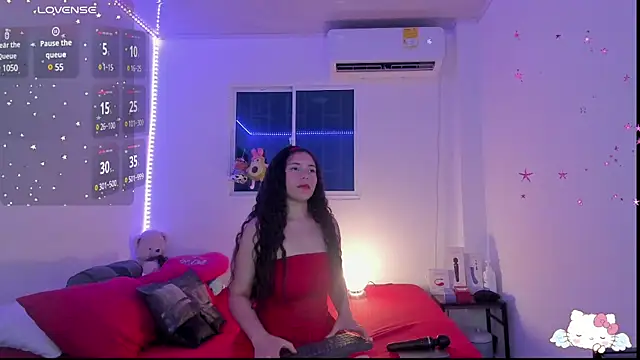 MollyG18 online show from 8, 3, 2025