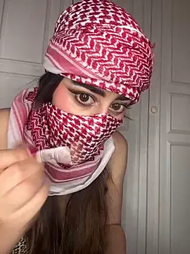 Snapshot of arabiaAna chatting on 28, 9, 2025 arabiaAna online show from 28, 9, 2025