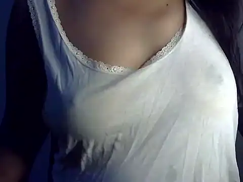 Snapshot of SiaraSiyA chatting on 9, 11, 2025 SiaraSiyA online show from 9, 11, 2025