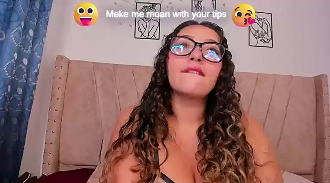 Snapshot of sweet_p_ chatting on 21, 1, 2025 sweet p  online show from 21, 1, 2025