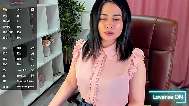 EmaBrownie online show from 30, 4, 2026