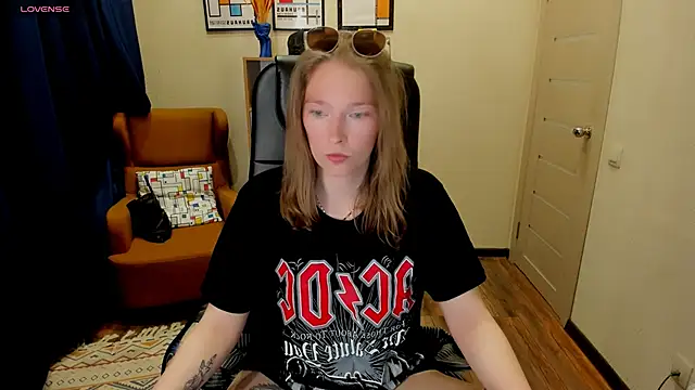 Snapshot of _fiona_Love chatting on 14, 5, 2026 fiona Love online show from 14, 5, 2026