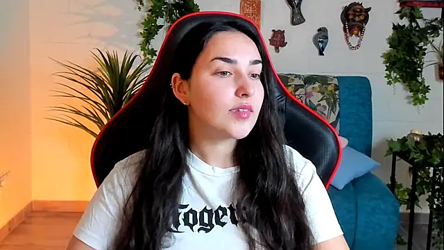 CeceliaJohnson online show from 4, 2, 2025