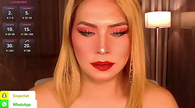 QUEEN GIAMOORE69 online show from 31, 1, 2025