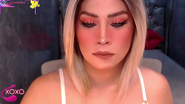 QUEEN GIAMOORE69 online show from 24, 9, 2025