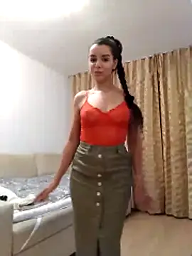 baby sweet girl  online show from 21, 5, 2026