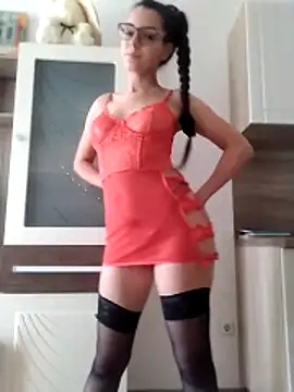baby sweet girl  online show from 11, 6, 2026