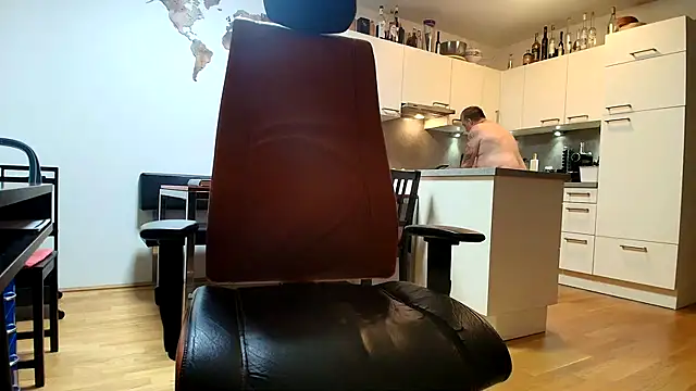 Snapshot of crazylemy chatting on 14, 11, 2025 crazylemy online show from 14, 11, 2025