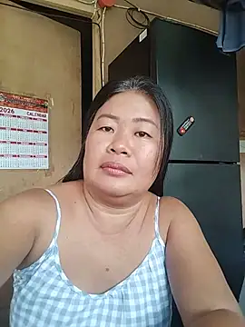 Snapshot of lickmepussy21 chatting on 7, 6, 2026 lickmepussy21 online show from 7, 6, 2026