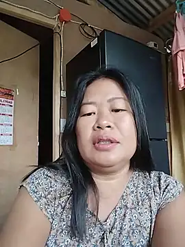 Snapshot of lickmepussy21 chatting on 27, 6, 2026 lickmepussy21 online show from 27, 6, 2026