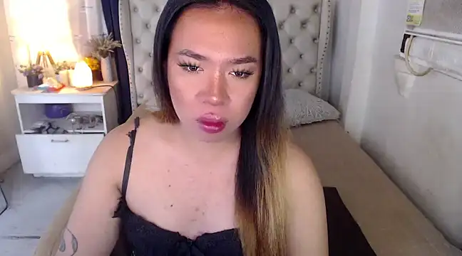 RebecaNextToYou online show from 20, 1, 2025