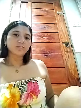 Snapshot of MS_Isabella_Snow92 chatting on 18, 11, 2025 MS Isabella Snow92 online show from 18, 11, 2025