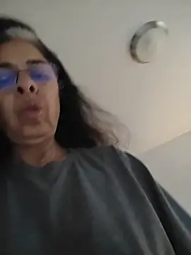 Susannemilf online show from 19, 12, 2025