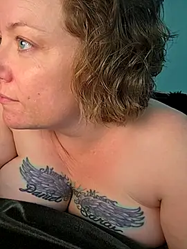 julimonroe online show from 2, 5, 2026