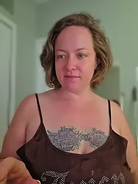 julimonroe online show from 29, 7, 2026