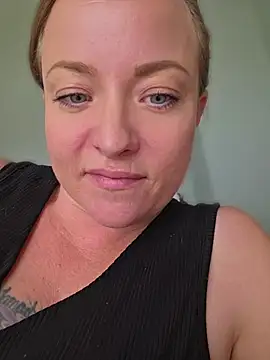 julimonroe online show from 31, 7, 2026