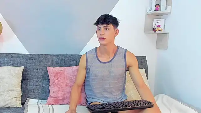 logan thomas online show from 10, 2, 2025