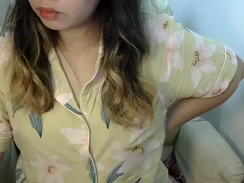    zurIII09  online show from 27, 9, 2025