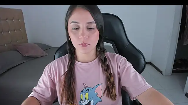 Snapshot of EmmaGrace1999 chatting on 6, 12, 2024 EmmaGrace1999 online show from 6, 12, 2024