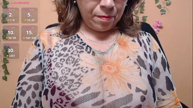 Snapshot of Hellensextits chatting on 20, 2, 2025 Hellensextits online show from 20, 2, 2025