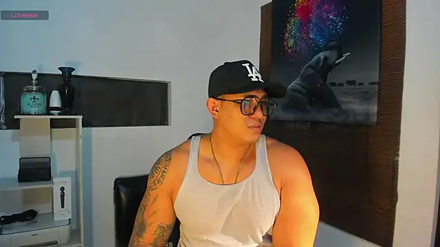 Colton Massif online show from 31, 12, 2024