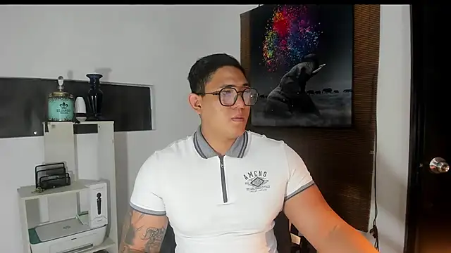 Colton Massif online show from 26, 1, 2025