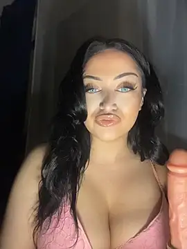 EmiliaPetrova online show from 19, 7, 2026