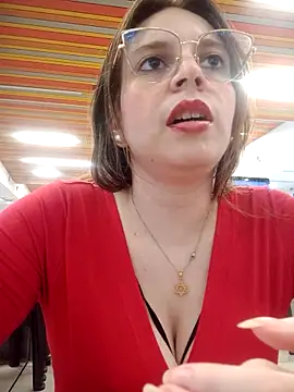 lorenitabella online show from 29, 4, 2026