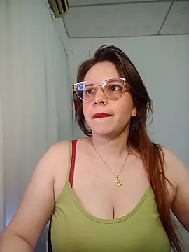 lorenitabella online show from 12, 6, 2026