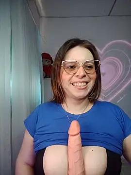 lorenitabella online show from 20, 6, 2026