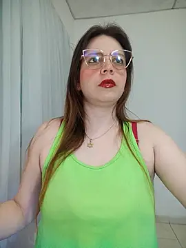 lorenitabella online show from 24, 6, 2026
