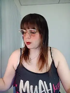 lorenitabella online show from 28, 6, 2026