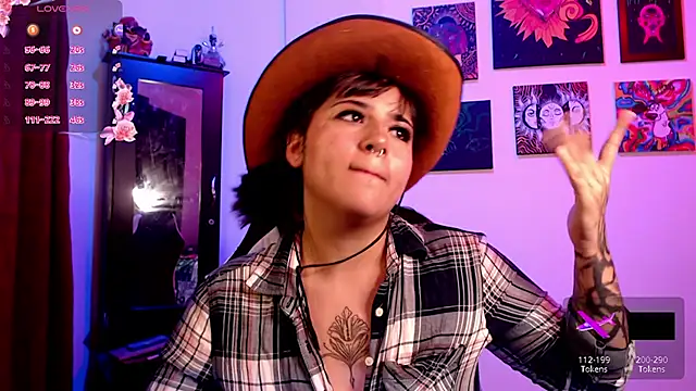 raven-gotic online show from 5, 2, 2025