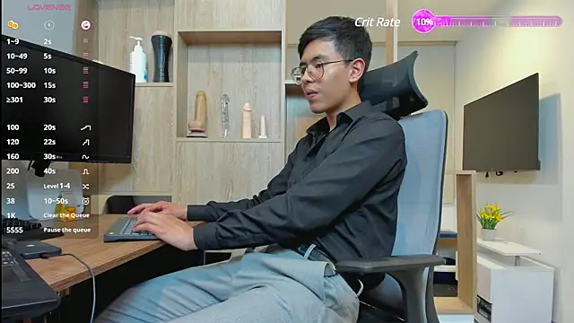 Snapshot of Jacob-Evans_ chatting on 5, 1, 2025 Jacob-Evans online show from 5, 1, 2025