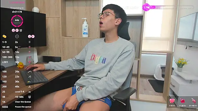 Snapshot of Jacob-Evans_ chatting on 11, 1, 2025 Jacob-Evans online show from 11, 1, 2025