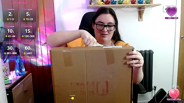 Rebecca Summer online show from 14, 5, 2026
